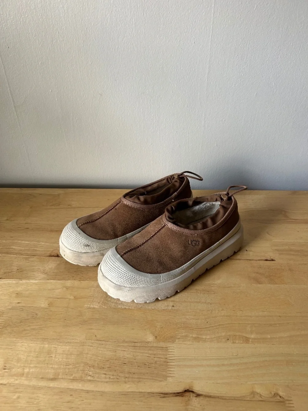 Ugg Tasman Weather Hybrid 11